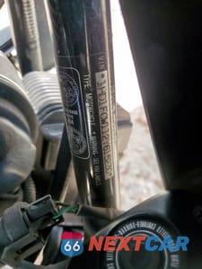 Zdjęcie 9 z 9 samochodu: 2002 HARLEY-DAVIDSON FLHTCUI VIN:1HD1FCW112Y615230 - miniatura