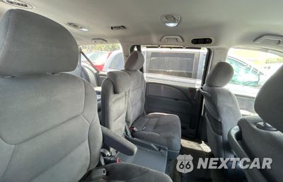 Zdjęcie 6 z 11 samochodu: 2007 HONDA ODYSSEY EX VIN:5FNRL38457B052131 - miniatura