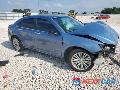 Czwarte zdjęcie samochodu z boku: 2011 CHRYSLER 200 LIMITED VIN:1C3BC2FG1BN575668 - miniatura