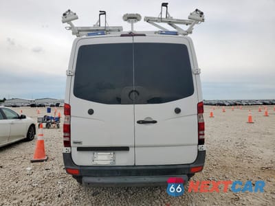 Zdjęcie 6 z 12 samochodu: 2013 MERCEDES-BENZ SPRINTER 2500 VIN:WD3PE7CC2D5805922 - miniatura