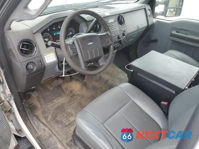 Zdjęcie 8 z 12 samochodu: 2013 FORD F450 SUPER DUTY VIN:1FDUF4GY0DEB65201 - miniatura