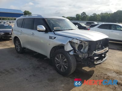 Czwarte zdjęcie samochodu z boku: 2018 INFINITI QX80 BASE VIN:JN8AZ2NF5J9663228 - miniatura
