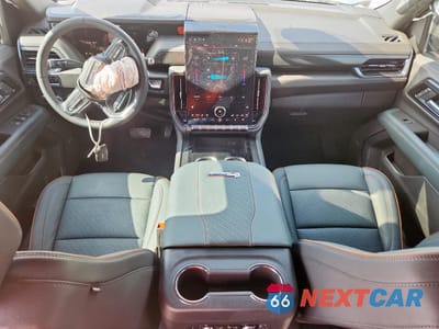 Zdjęcie 8 z 17 samochodu: 2025 GMC YUKON AT4 VIN:1GKS2CRL3SR164136 - miniatura