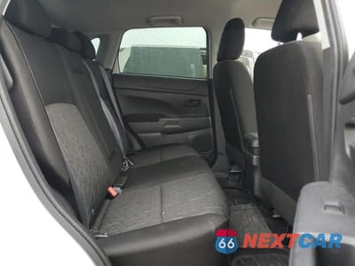 Zdjęcie 11 z 13 samochodu: 2023 MITSUBISHI RVR ES VIN:JA4AJUAU1PU604387 - miniatura