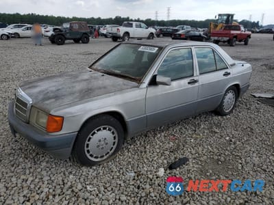 1993 MERCEDES-BENZ 190 E 2.6 WDBDA29D6PG034962 - główne zdjęcie licytacji z USA - miniatura