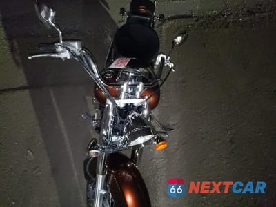 Piąte zdjęcie samochodu w środku: 2020 HONDA VT750 C VIN:JH2RC500XLK600701 - miniatura