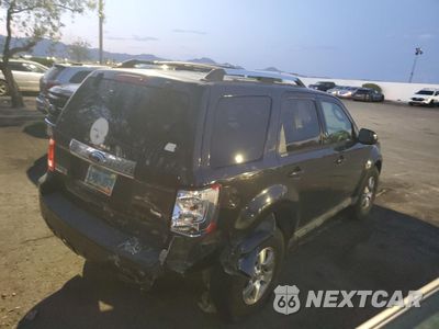Trzecie zdjęcie samochodu z tyłu: 2011 FORD ESCAPE LIMITED VIN:1FMCU0EG8BKA62675 - miniatura