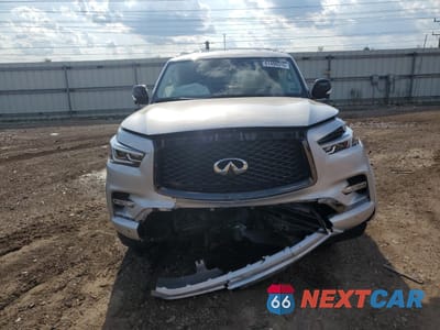 Piąte zdjęcie samochodu w środku: 2022 INFINITI QX80 LUXE VIN:JN8AZ2AC2N9485344 - miniatura