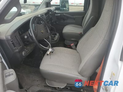 Zdjęcie 7 z 13 samochodu: 2022 CHEVROLET EXPRESS G3500 VIN:1HA3GTC73NN006688 - miniatura