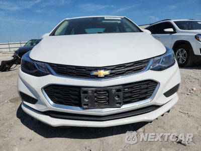Piąte zdjęcie samochodu w środku: 2018 CHEVROLET CRUZE LT VIN:1G1BE5SM7J7191179 - miniatura