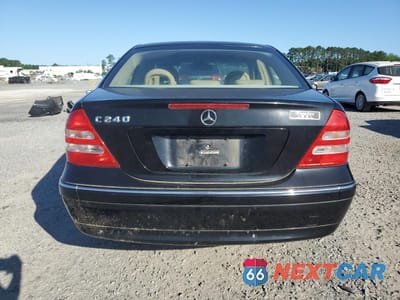 Zdjęcie 6 z 14 samochodu: 2004 MERCEDES-BENZ C 240 VIN:WDBRF61J14E017123 - miniatura