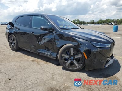 Czwarte zdjęcie samochodu z boku: 2025 BMW IX M60 VIN:WB533CF02SCU41073 - miniatura