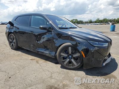 Czwarte zdjęcie samochodu z boku: 2025 BMW IX M60 VIN:WB533CF02SCU41073 - miniatura