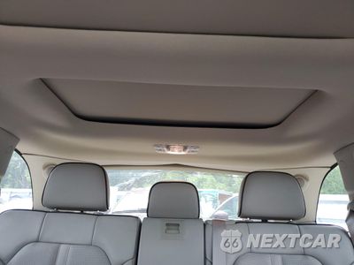 Zdjęcie 10 z 15 samochodu: 2011 LINCOLN MKX VIN:2LMDJ6JK8BBJ13830 - miniatura