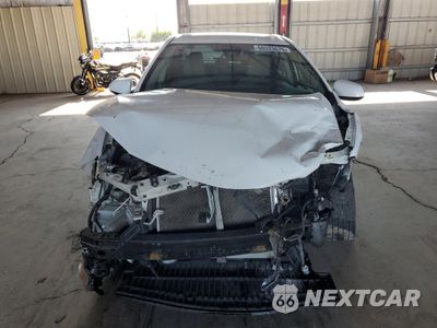 Piąte zdjęcie samochodu w środku: 2019 TOYOTA COROLLA L VIN:5YFBURHE2KP880113 - miniatura