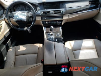 Zdjęcie 8 z 12 samochodu: 2011 BMW 535 XI VIN:WBAFU7C55BC876270 - miniatura