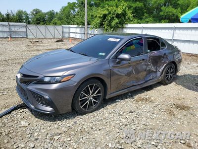 2021 TOYOTA CAMRY SE 4T1G11AK8MU466836 - główne zdjęcie licytacji z USA - miniatura