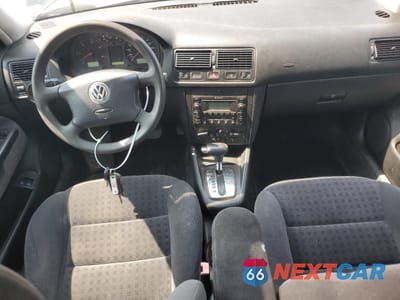Zdjęcie 8 z 13 samochodu: 2002 VOLKSWAGEN GOLF GLS TDI VIN:9BWGP21J924054881 - miniatura