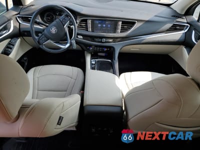 Zdjęcie 8 z 16 samochodu: 2023 BUICK ENCLAVE ESSENCE VIN:5GAERBKW6PJ188621 - miniatura