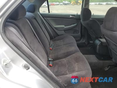 Zdjęcie 10 z 13 samochodu: 2003 HONDA ACCORD EX VIN:JHMCM56663C031216 - miniatura
