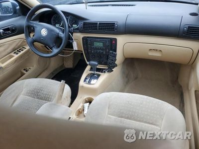 Zdjęcie 8 z 12 samochodu: 2003 VOLKSWAGEN PASSAT GLS VIN:WVWPD63B03P257299 - miniatura