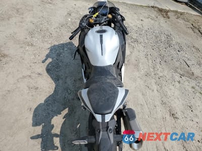 Zdjęcie 6 z 10 samochodu: 2025 KAWASAKI ZX400 S VIN:ML5ZXCS11SDA31955 - miniatura