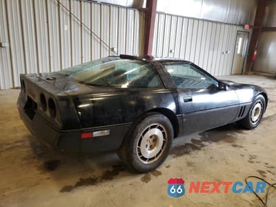 Trzecie zdjęcie samochodu z tyłu: 1986 CHEVROLET CORVETTE VIN:1G1YY0786G5105915 - miniatura