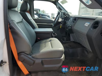 Zdjęcie 10 z 12 samochodu: 2015 FORD F450 SUPER DUTY VIN:1FDUF4GY7FEC93406 - miniatura
