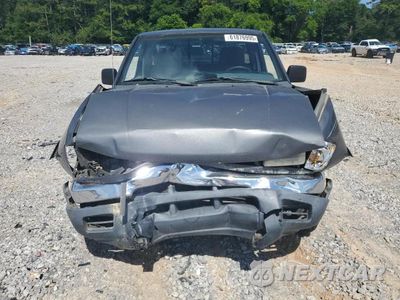 Piąte zdjęcie samochodu w środku: 2000 NISSAN FRONTIER KING CAB XE VIN:1N6DD26S4YC357523 - miniatura