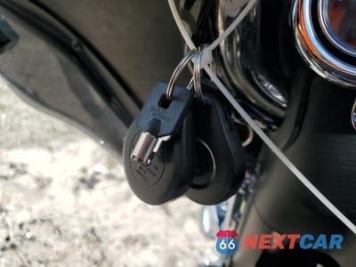 Zdjęcie 8 z 9 samochodu: 2013 HARLEY-DAVIDSON FLHTCUTG TRI GLIDE ULTRA CLASSIC VIN:1HD1MAM18DB850324 - miniatura