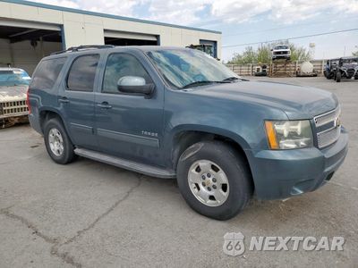 Czwarte zdjęcie samochodu z boku: 2010 CHEVROLET TAHOE C1500 LT VIN:1GNMCBE3XAR243813 - miniatura