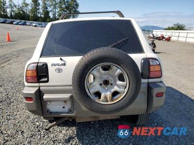 Zdjęcie 6 z 16 samochodu: 2000 TOYOTA RAV4 VIN:JT3HP10V6Y0237592 - miniatura