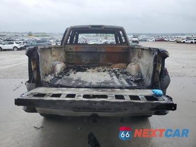 Zdjęcie 6 z 11 samochodu: 2018 GMC SIERRA K1500 SLT VIN:3GTU2NEJ4JG283901 - miniatura