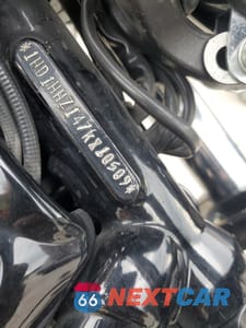 Zdjęcie 9 z 10 samochodu: 2007 HARLEY-DAVIDSON VRSCDX VIN:1HD1HHZ147K810509 - miniatura