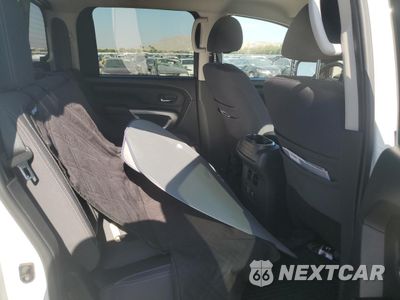 Zdjęcie 10 z 13 samochodu: 2021 NISSAN TITAN SV VIN:1N6AA1ED5MN501877 - miniatura