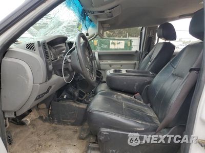 Zdjęcie 7 z 15 samochodu: 2010 CHEVROLET SILVERADO K3500 VIN:1GC7KZB63AF132537 - miniatura