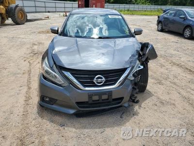 Piąte zdjęcie samochodu w środku: 2017 NISSAN ALTIMA 2.5 VIN:1N4AL3AP1HC112735 - miniatura