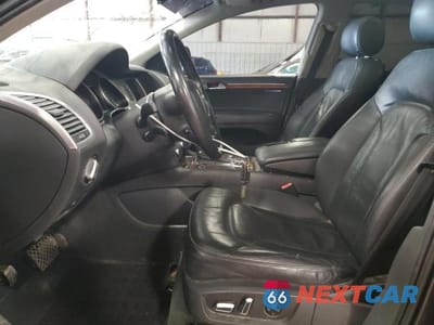 Zdjęcie 7 z 13 samochodu: 2010 AUDI Q7 PREMIUM PLUS VIN:WA1LYAFE2AD008135 - miniatura