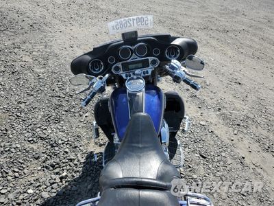 Zdjęcie 6 z 9 samochodu: 2007 HARLEY-DAVIDSON FLHTCUI VIN:1HD1FC4307Y677830 - miniatura