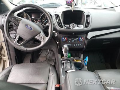Zdjęcie 8 z 13 samochodu: 2018 FORD ESCAPE TITANIUM VIN:1FMCU9J91JUB44813 - miniatura