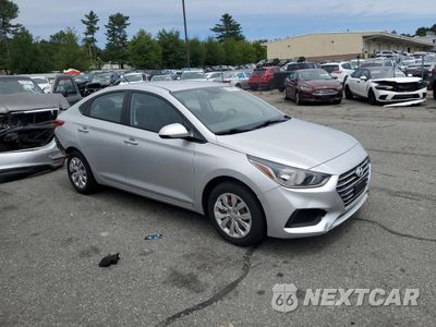 Czwarte zdjęcie samochodu z boku: 2019 HYUNDAI ACCENT SE VIN:3KPC24A3XKE070381 - miniatura