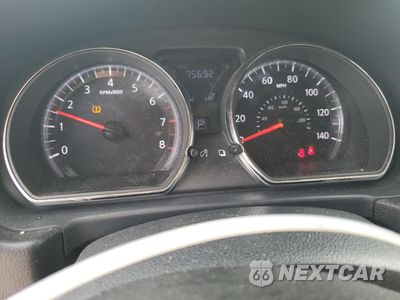 Zdjęcie 9 z 13 samochodu: 2018 NISSAN VERSA S VIN:3N1CN7AP0JL836689 - miniatura