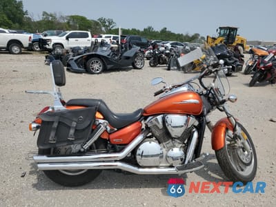 2006 HONDA VTX1300 C 1HFSC55056A201102 - główne zdjęcie licytacji z USA - miniatura