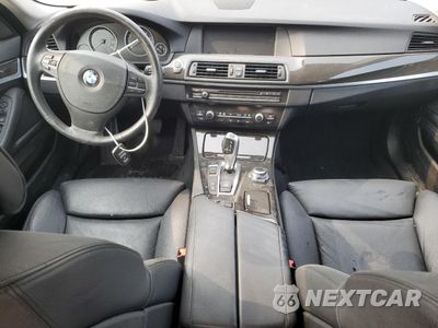 Zdjęcie 8 z 14 samochodu: 2012 BMW 528 XI VIN:WBAXH5C52CDW08334 - miniatura