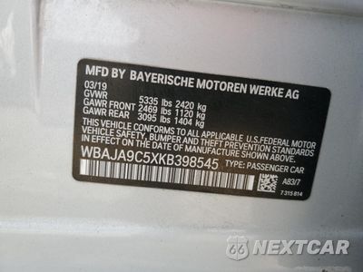 Zdjęcie 12 z 15 samochodu: 2019 BMW 530E VIN:WBAJA9C5XKB398545 - miniatura