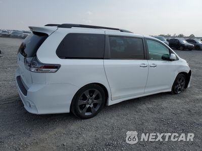 Trzecie zdjęcie samochodu z tyłu: 2016 TOYOTA SIENNA SE VIN:5TDXK3DC4GS750426 - miniatura