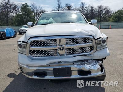 Piąte zdjęcie samochodu w środku: 2017 RAM 1500 LARAMIE VIN:1C6RR7NT6HS854443 - miniatura