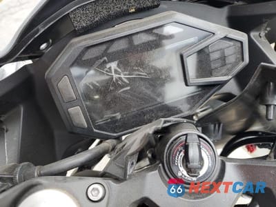 Zdjęcie 7 z 9 samochodu: 2024 KAWASAKI EX500 VIN:ML5EXGG15RDA25164 - miniatura