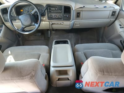 Zdjęcie 8 z 15 samochodu: 2001 CHEVROLET SUBURBAN K2500 VIN:3GNGK26G91G1Y4912 - miniatura