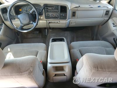 Zdjęcie 8 z 15 samochodu: 2001 CHEVROLET SUBURBAN K2500 VIN:3GNGK26G91G1Y4912 - miniatura